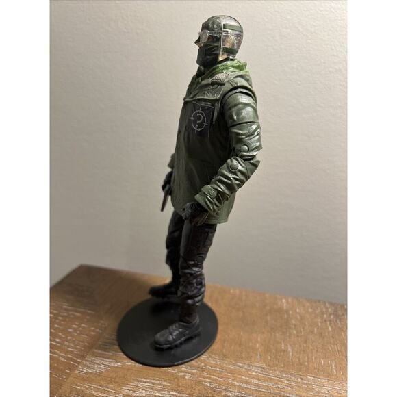 DC Multiverse The Batman The Riddler Edward Norton Action Figure with data card - Picture 14 of 16